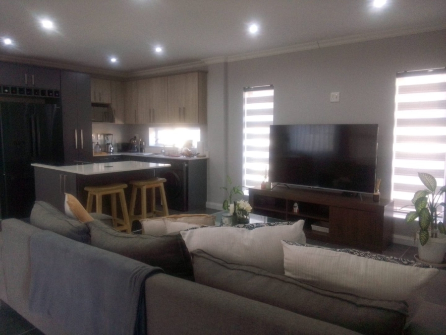 3 Bedroom Property for Sale in Parsonsvlei Eastern Cape